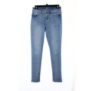 Time and Tru womens jeans size 6 light wash stretchy skinny leg mid rise casual